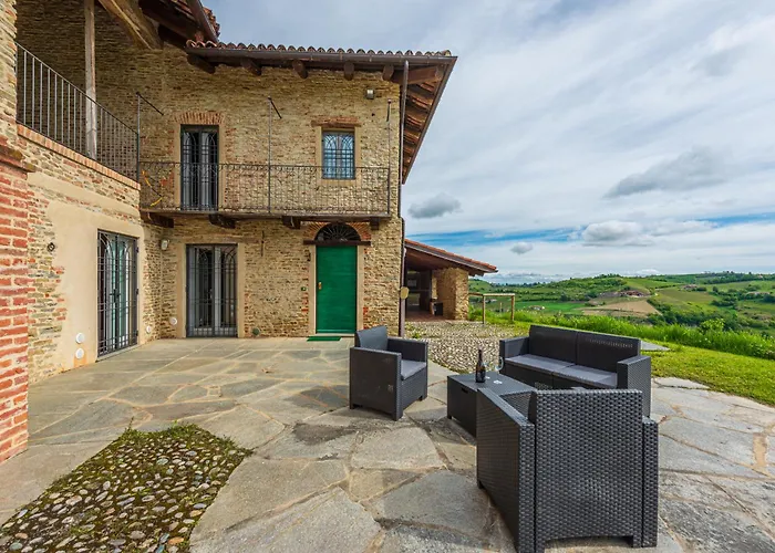 Serra Alta Langa Holiday Home